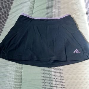 Adidas athletic skirt w/built in shorts size small